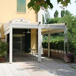  Affittacamere Gli Alloggi De Il Piccolo Borgo Italia